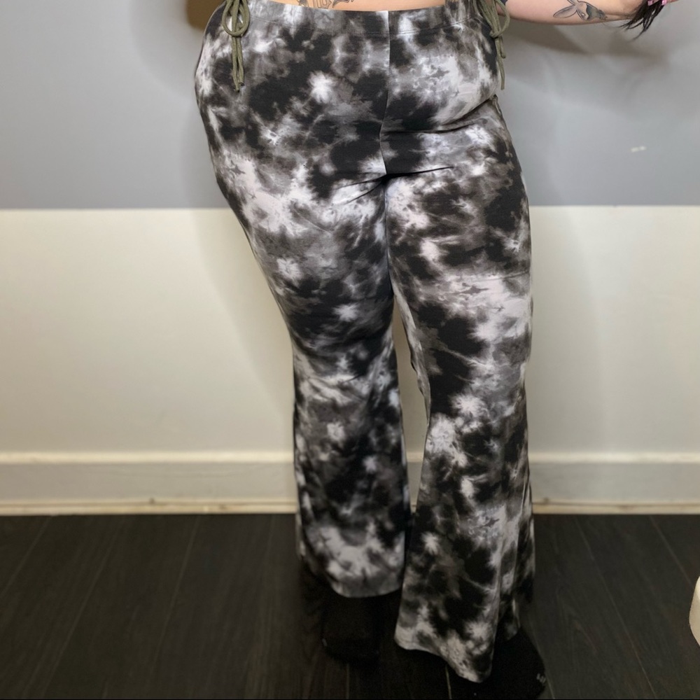 ❌SOLD❌Plus Size Tie-Dye Pants